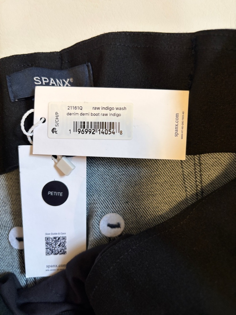 SPANX Jeans Denim Demi Boot Cut Raw Indigo 30” size Small Petite - Picture 8 of 14